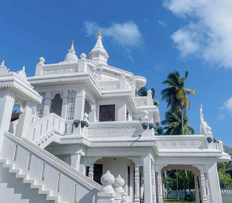 negombo-tuk-11