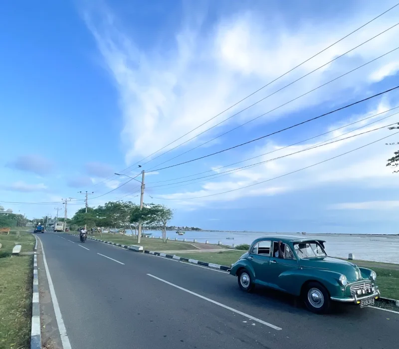 timeless-vintage-ride-in-jaffna-03
